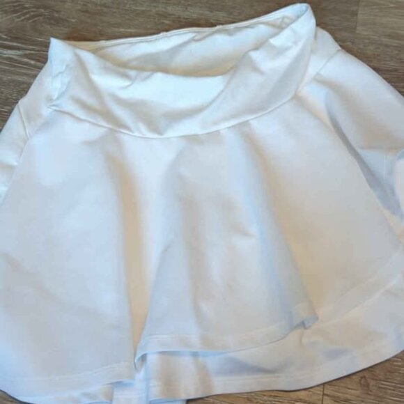All in motion girls 10/12 white skort - Picture 1 of 3